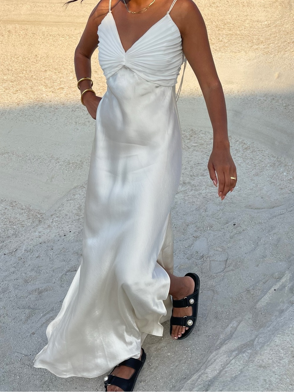 Frame Denim Ivory Satin Slip - Picture 2 of 6
